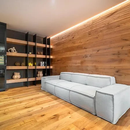 アパート Cademai Alpenglow With Sauna R&r コルティーナ・ダンペッツォ